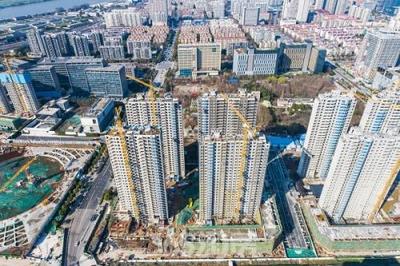 開發(fā)商如何拿地 房地產(chǎn)開發(fā)商拿地流程